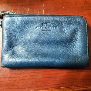 Coach double zipper  wristlet